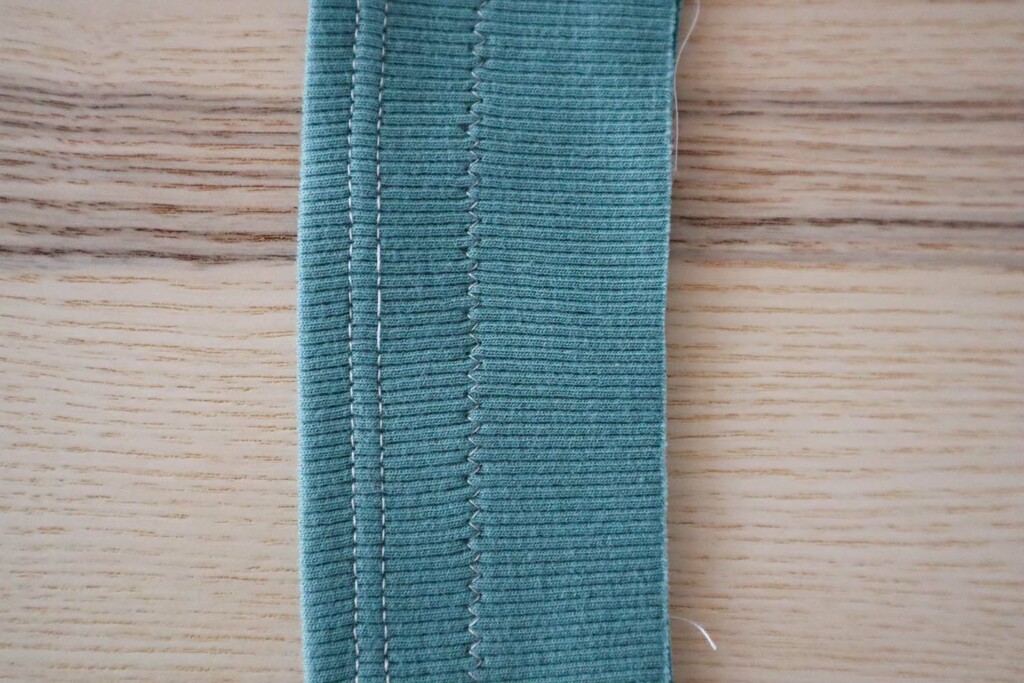How to get a professional finish when sewing knits at home 6