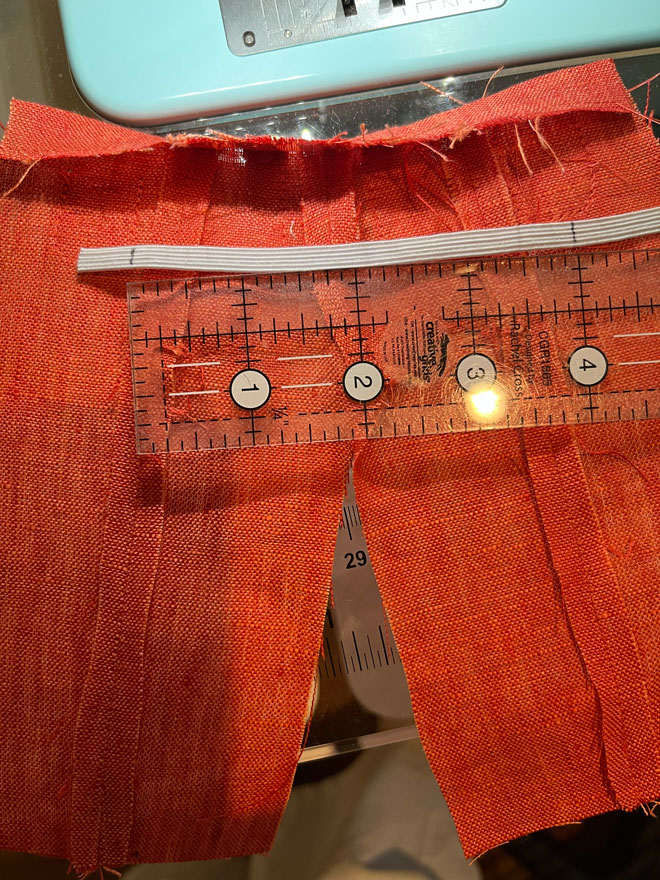 How to Sew Chanterelle Pants for Barbie 10