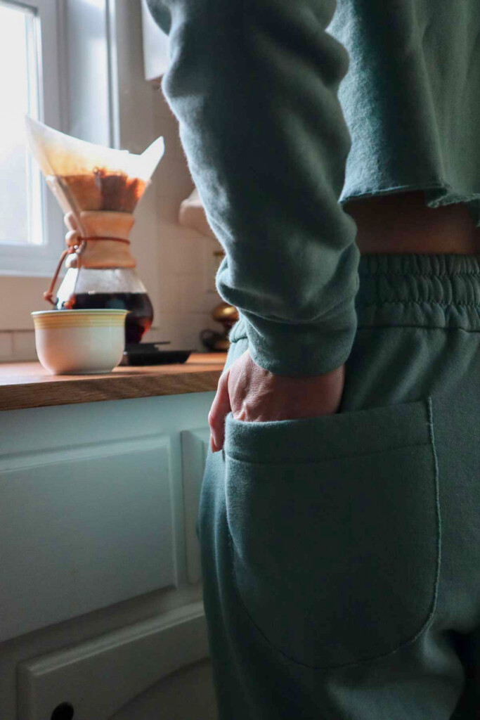 a close up of the back pocket of meredith's Chanterelle jogger pants. 
