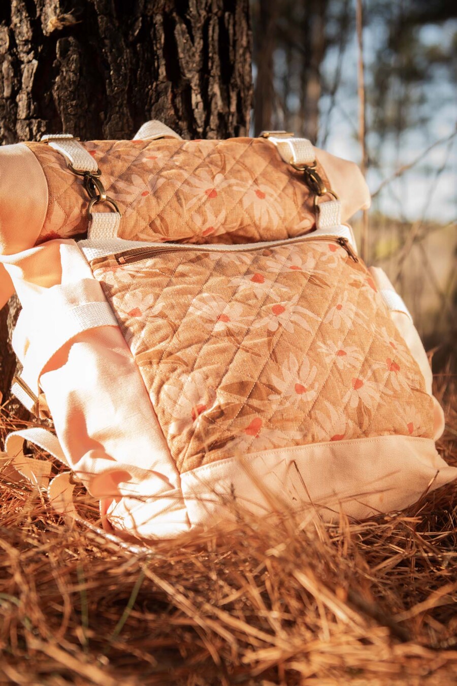 Elevenses backpack sewing pattern single quilted panel